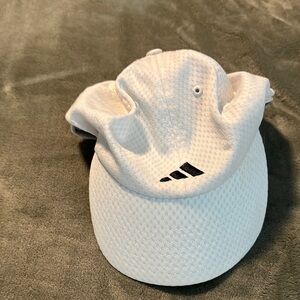 Adidas Classic White Sports Cap for tennis or golf. Western and southern masters